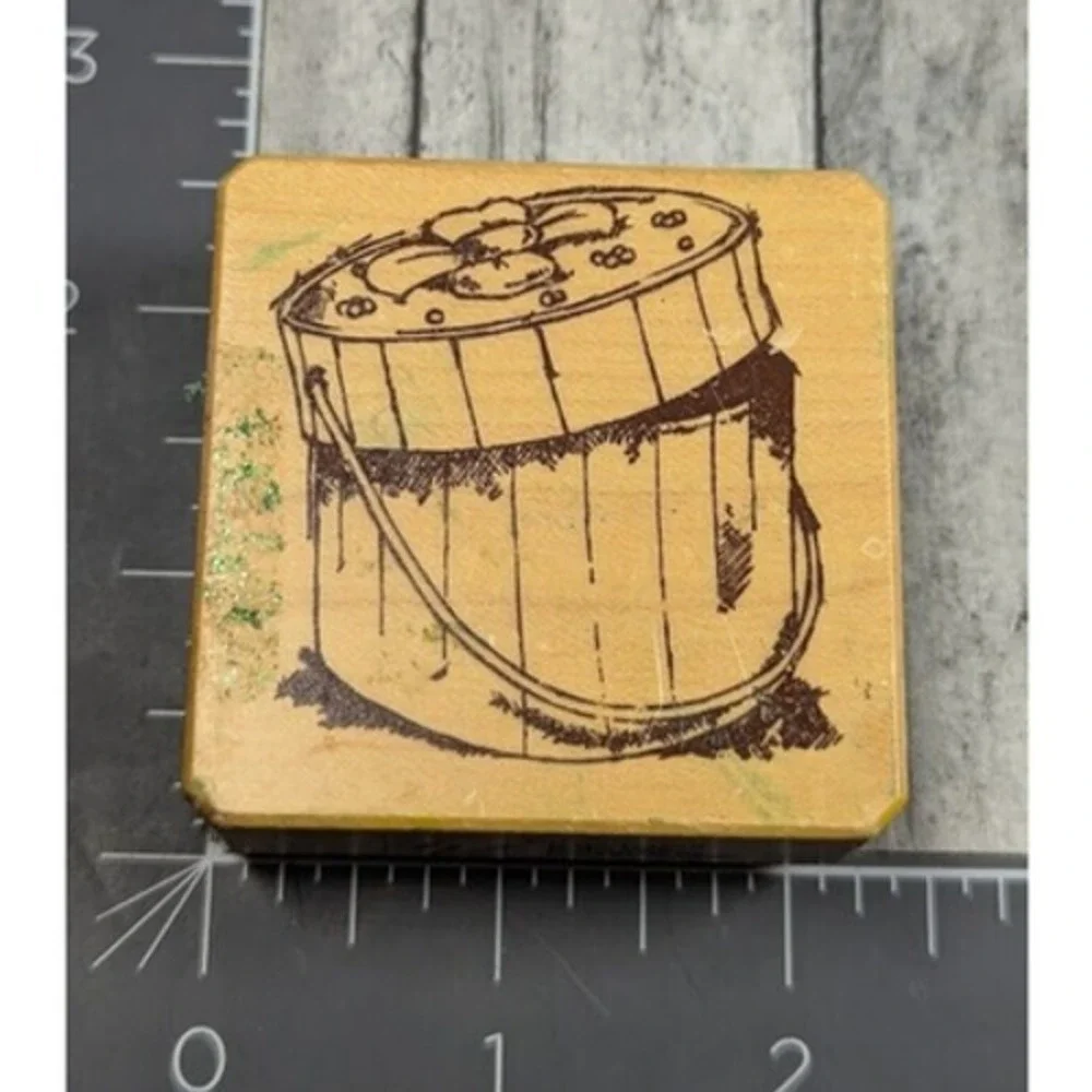 Inkadinkado Hat Box Bow 90352 Rubber Stamp Wood #i106